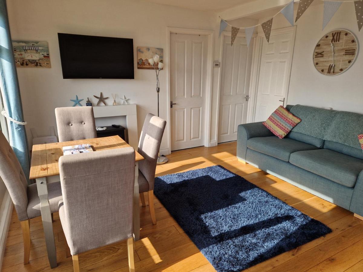 Caldon Holiday Chalet Sleeps 4 In Dartmouth Wifi Electric Inc Pet Friendly Ngoại thất bức ảnh